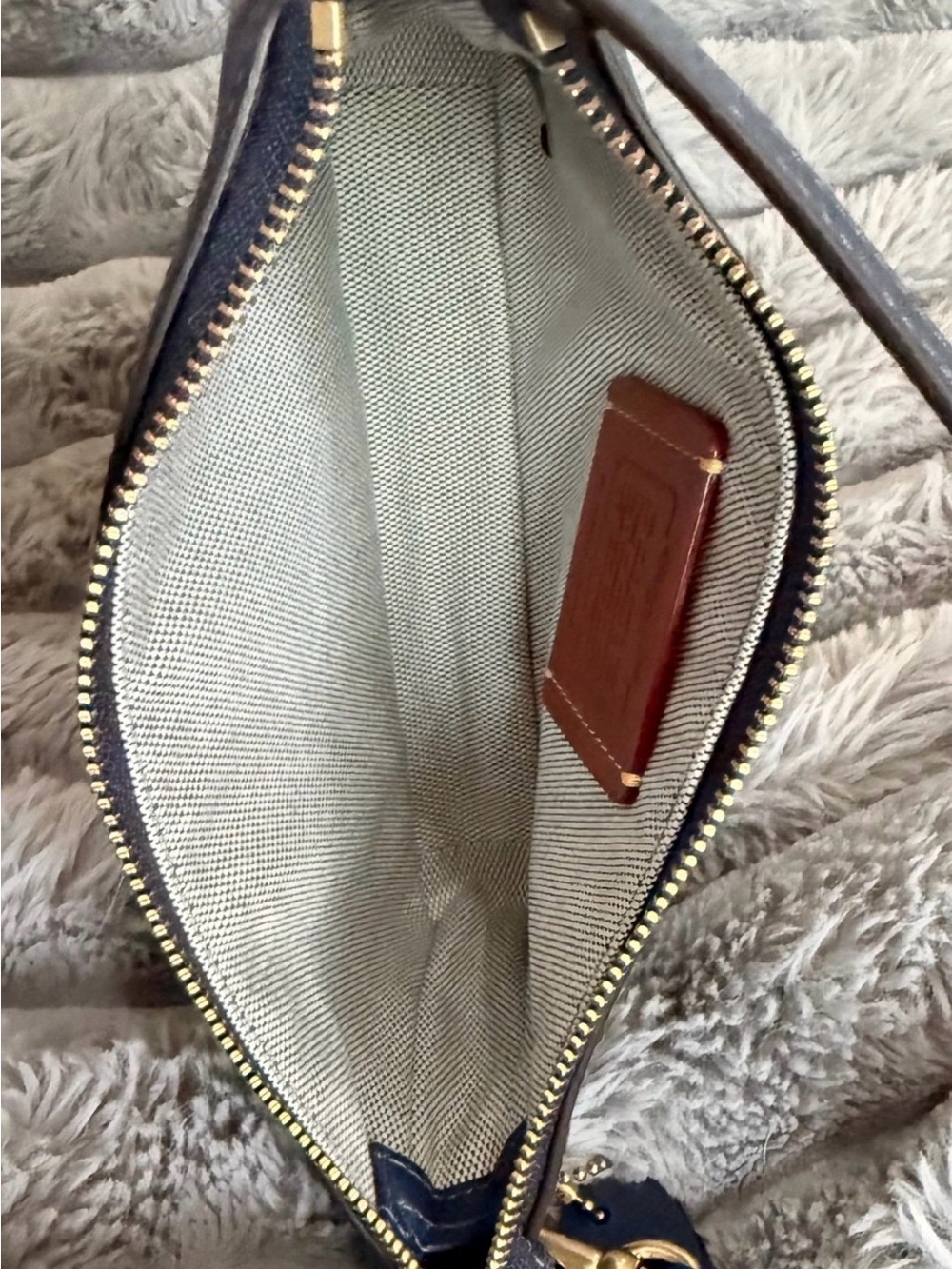 Coach Plaza 18 with Card case - Picture 7 of 11